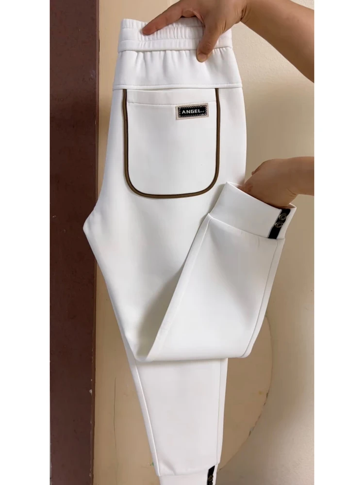 Fashionable Casual Trousers for Men with Button Elastic Waist Sports Harlan Pants Cotton Polyester Blend mid Waist Fit
Fashionable Casual Trousers for Men with Button Elastic Waist Sports Harlan Pants Cotton Polyester Blend mid Waist Fit