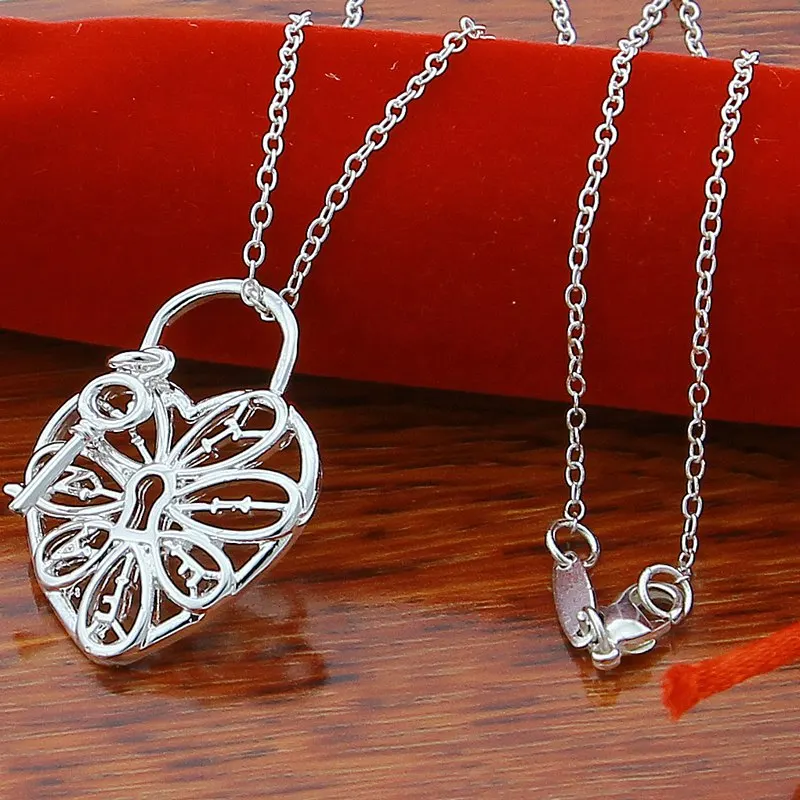 925 Sterling Silver Key Heart Pendant Necklace, Ladies Couple Simple Luxury Banquet Wedding Birthday Jewelry Gift
925 Sterling Silver Key Heart Pendant Necklace, Ladies Couple Simple Luxury Banquet Wedding Birthday Jewelry Gift