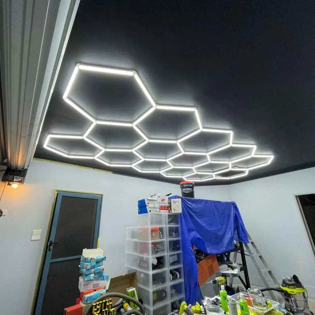 2.2x4.2M Honeycomb Car Wash Environment Hexagonal Led Light Decorative Auto Shop Lights without Outline
2.2x4.2M Honeycomb Car Wash Environment Hexagonal Led Light Decorative Auto Shop Lights without Outline