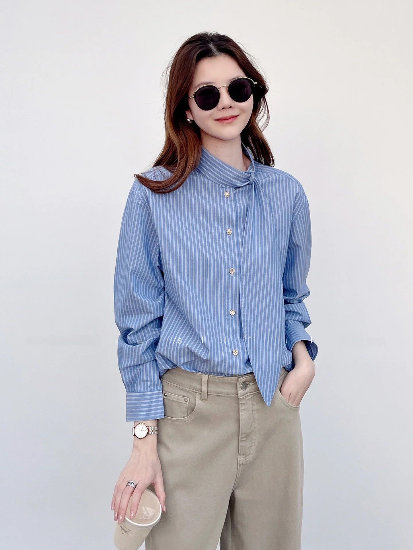 Korean Style Women's Long Sleeve Cotton Linen Shirt Small Stand Collar Sash Design Vertical Stripes Early Spring New Arrival
Korean Style Women's Long Sleeve Cotton Linen Shirt Small Stand Collar Sash Design Vertical Stripes Early Spring New Arrival