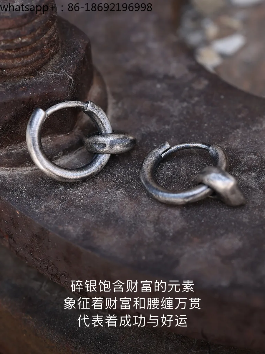 "A Few Taels of Broken Silver" Men's and Women's Gender-neutral Earrings 925 Sterling Silver Niche Retro Broken Silver
"A Few Taels of Broken Silver" Men's and Women's Gender-neutral Earrings 925 Sterling Silver Niche Retro Broken Silver