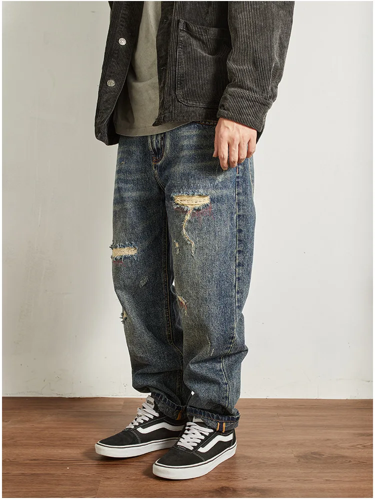 Модные уличные джинсы для мужчин, нашивки в стиле ретро в стиле пэчворк, свободные зауженные маленькие прямые джинсовые брюки с дырками
Модные уличные джинсы для мужчин, нашивки в стиле ретро в стиле пэчворк, свободные зауженные маленькие прямые джинсовые брюки с дырками