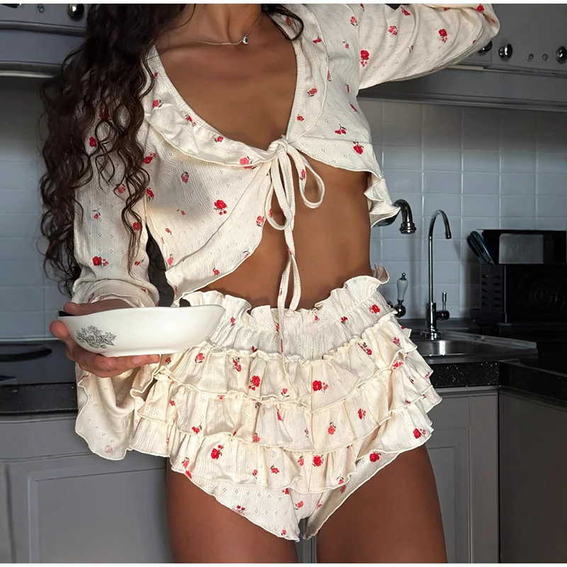 Summer Pajamas For Women Summer New Style Printed Lace-up Long-sleeved Top Shorts Ladies Printed Comfortable Home Wear 2025
Summer Pajamas For Women Summer New Style Printed Lace-up Long-sleeved Top Shorts Ladies Printed Comfortable Home Wear 2025