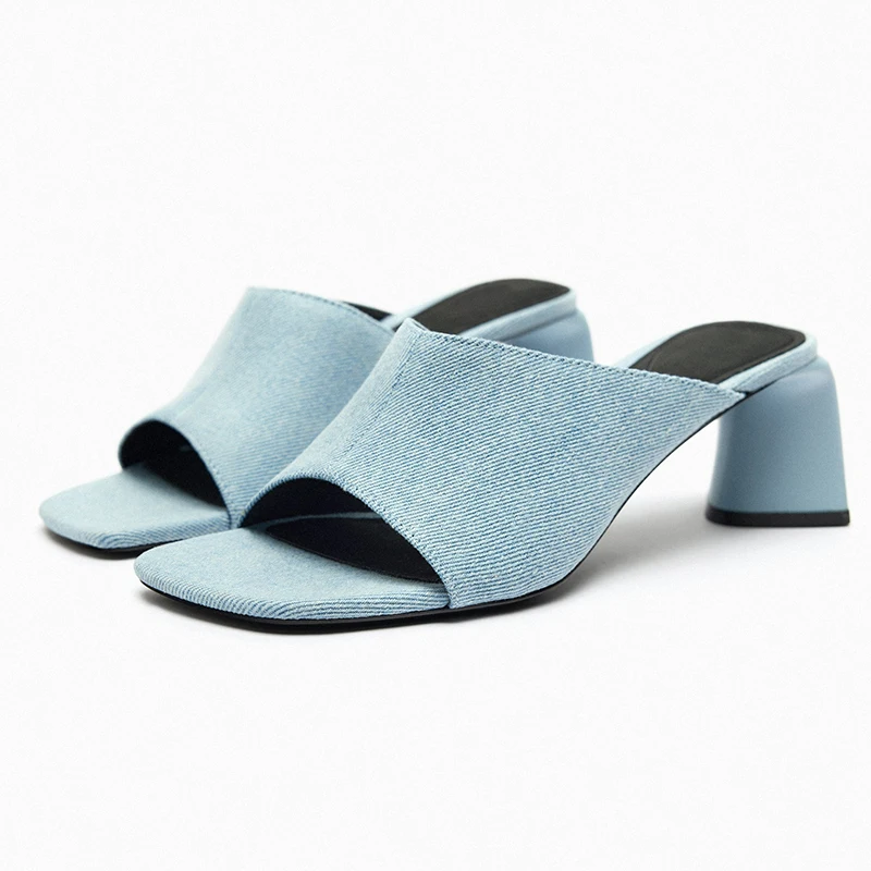 2024 Summer Women's Slippers New Blue Denim Thick Heel Square Head High Heels Sandals Open Toe Fashion Slipper Flip Flops Slides
2024 Summer Women's Slippers New Blue Denim Thick Heel Square Head High Heels Sandals Open Toe Fashion Slipper Flip Flops Slides