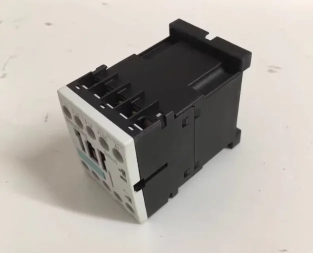 AC Contactor 3RT2023-1AF00 Sealed Automation Steel Plastic Electrical Equipment
AC Contactor 3RT2023-1AF00 Sealed Automation Steel Plastic Electrical Equipment