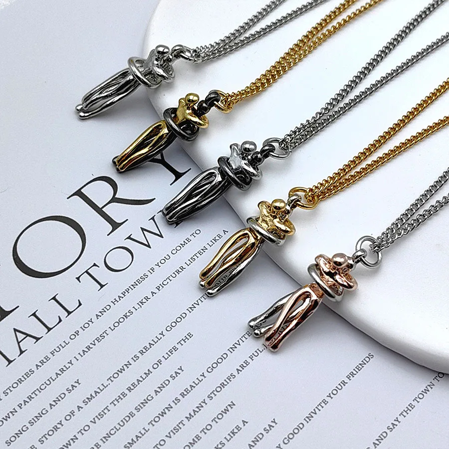 New Creative Couple Embrace Necklace Women's Fashion Collarbone Chain Passionate Couple Necklace Decoration Gift
New Creative Couple Embrace Necklace Women's Fashion Collarbone Chain Passionate Couple Necklace Decoration Gift