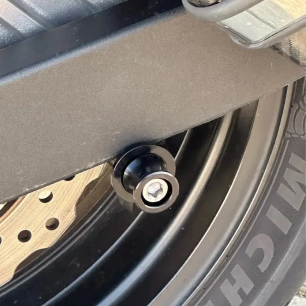 6MM Swingarm Spools Slider Stand Screws Accessories For APRILIA DORSODURO 750 1200 CAPONORD1200 RSV4 Factory RS660 RS4 50 125
6MM Swingarm Spools Slider Stand Screws Accessories For APRILIA DORSODURO 750 1200 CAPONORD1200 RSV4 Factory RS660 RS4 50 125