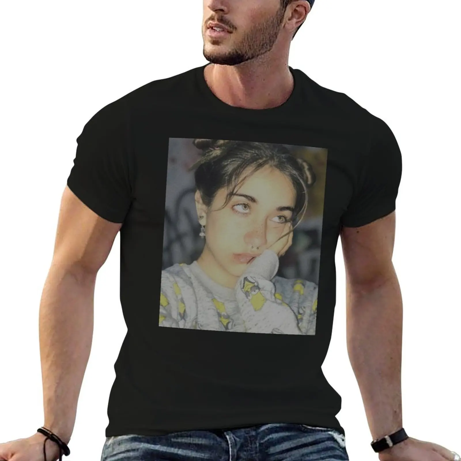 Maria Becerra | Trap Season Caramel T-Shirt t shirt personalised man t shirts for men casual T-Shirt
Maria Becerra | Trap Season Caramel T-Shirt t shirt personalised man t shirts for men casual T-Shirt