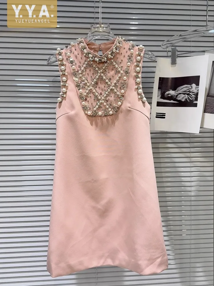 Fashion Women Summer Pearl Stand Collar Diamonds Shiny Dresses A-Line Office Lady Sleeveless Party Above Knee Length Sundress
Fashion Women Summer Pearl Stand Collar Diamonds Shiny Dresses A-Line Office Lady Sleeveless Party Above Knee Length Sundress