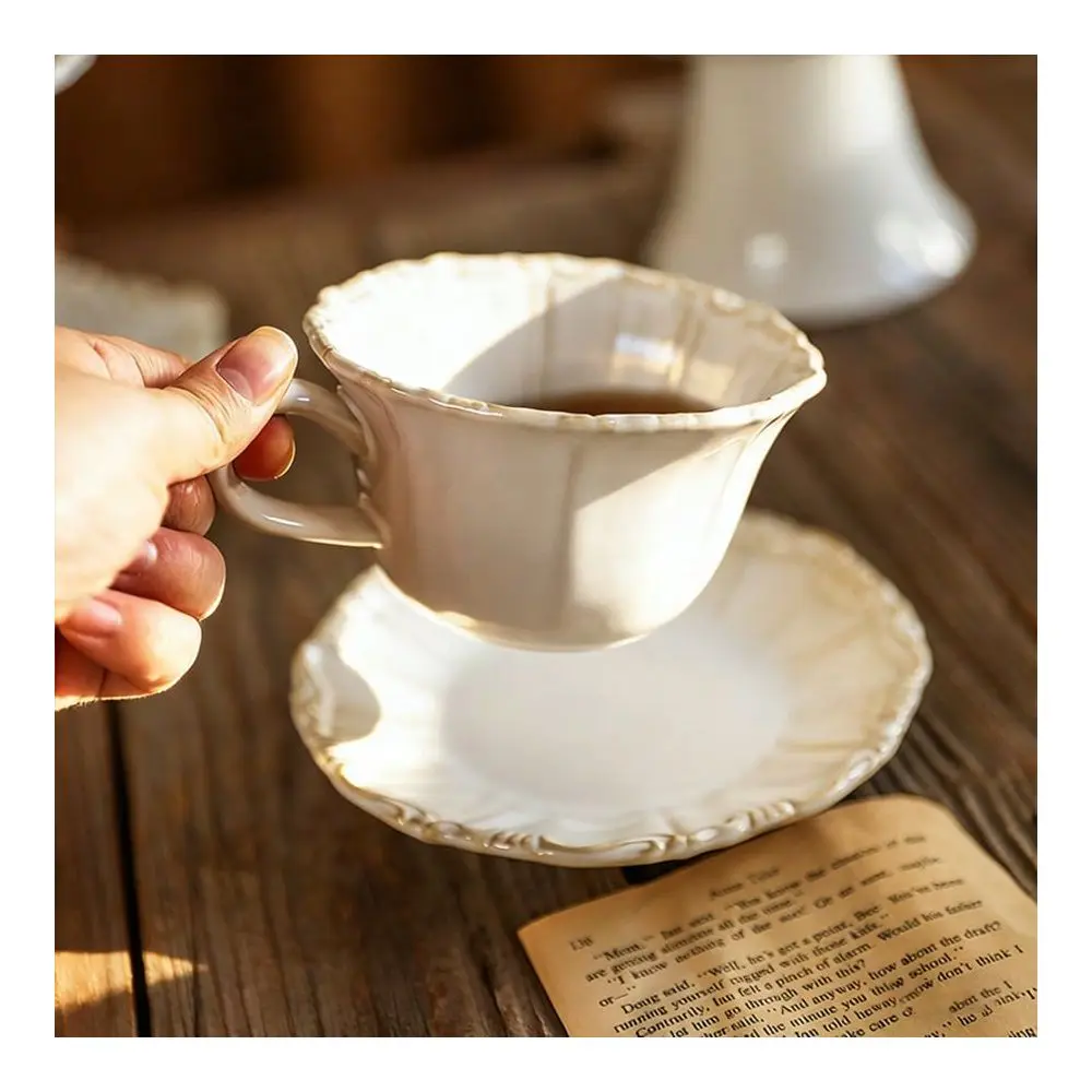 Vintage Coffee Cup And Saucer Set, Teacup, Mug, Suitable For Lattes, Coffee, Desserts, Afternoon Tea, Birthday Gifts, Ceramic M
Vintage Coffee Cup And Saucer Set, Teacup, Mug, Suitable For Lattes, Coffee, Desserts, Afternoon Tea, Birthday Gifts, Ceramic M