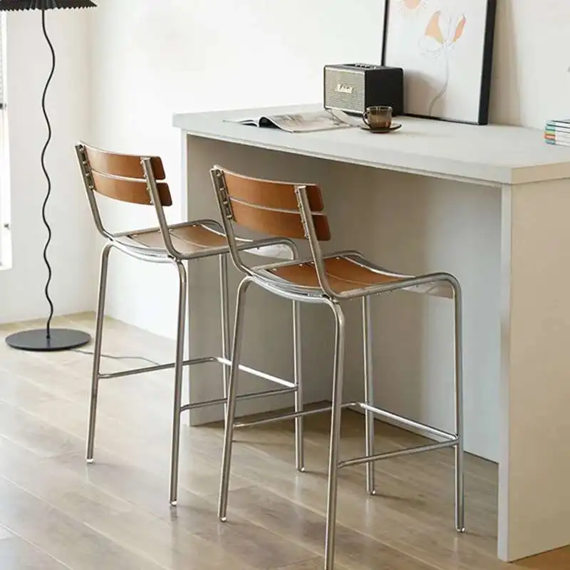 High Quality Modern Bar Stools Luxury Living Room Beautiful Comfort Metal Bar Stool Japan Chaises Salle Manger Home Furniture
High Quality Modern Bar Stools Luxury Living Room Beautiful Comfort Metal Bar Stool Japan Chaises Salle Manger Home Furniture