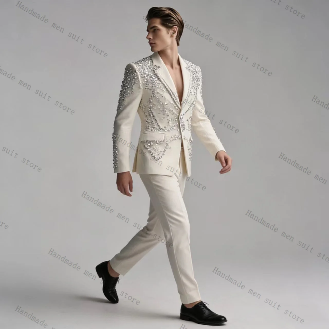 White Men Suit Set 2 Piece Blazer+Cotton Pants Crystals Prom Wedding Tuxedos Coat Customized Formal Office Fashion Jacket
White Men Suit Set 2 Piece Blazer+Cotton Pants Crystals Prom Wedding Tuxedos Coat Customized Formal Office Fashion Jacket