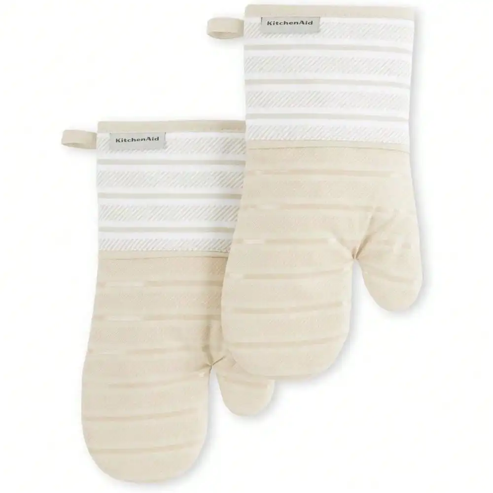 Milkshake Patterned Oven Mitts, 2-Piece Set, 7x13 Inches
Milkshake Patterned Oven Mitts, 2-Piece Set, 7x13 Inches