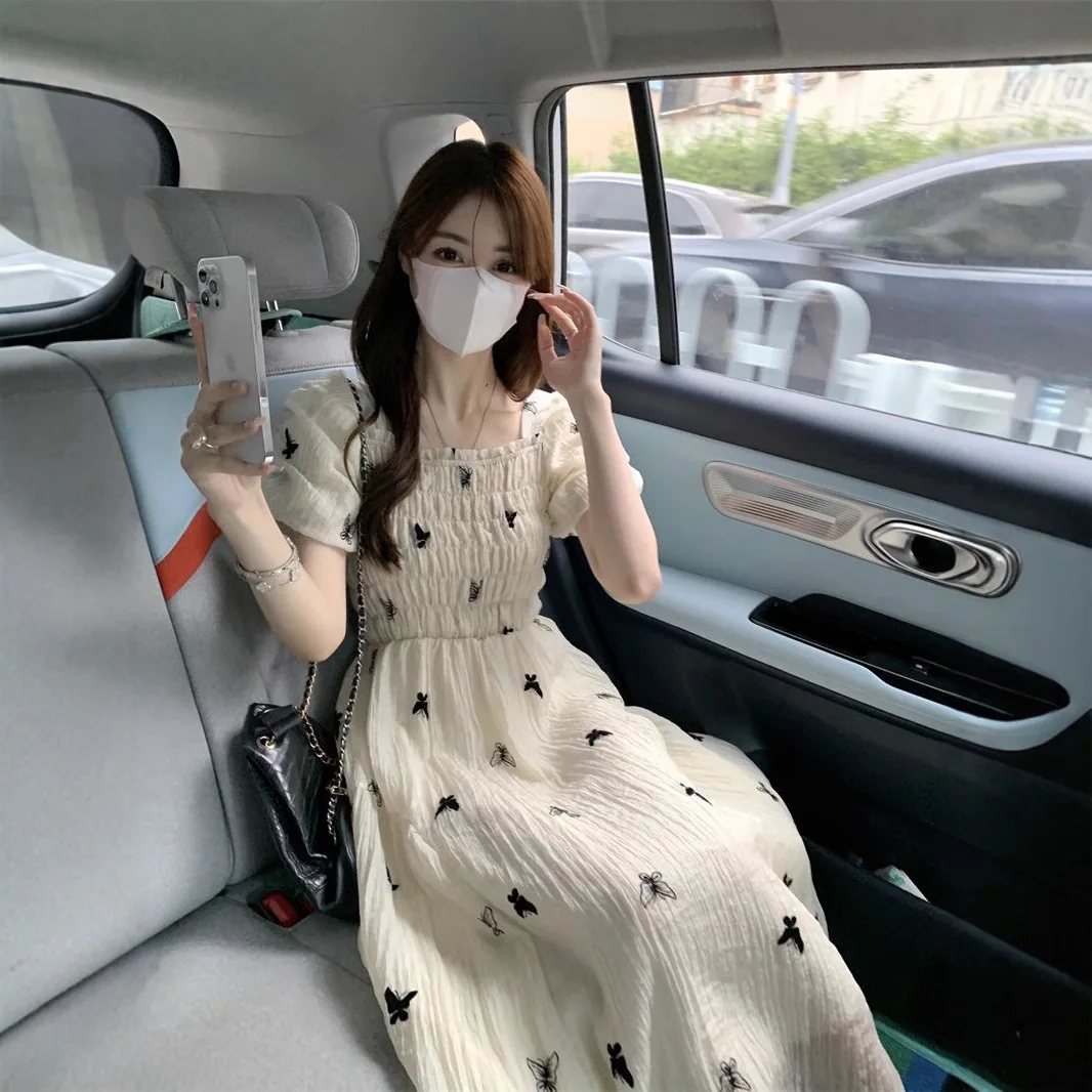 Small Vintage Butterfly Print Square Neck Puffy Sleeve Dress Female Waist Slimming Temperament Dress
Small Vintage Butterfly Print Square Neck Puffy Sleeve Dress Female Waist Slimming Temperament Dress