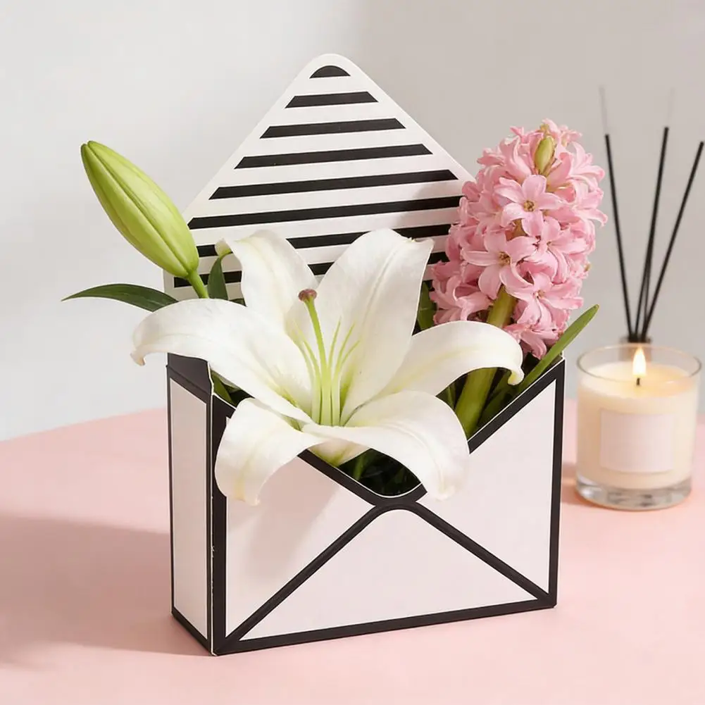 10 Pcs Valentine's Day Floral Envelope Boxes Empty Florist Bouquet Packaging Box Folding Paper Envelope Gift Box Wrapping 90%
10 Pcs Valentine's Day Floral Envelope Boxes Empty Florist Bouquet Packaging Box Folding Paper Envelope Gift Box Wrapping 90%