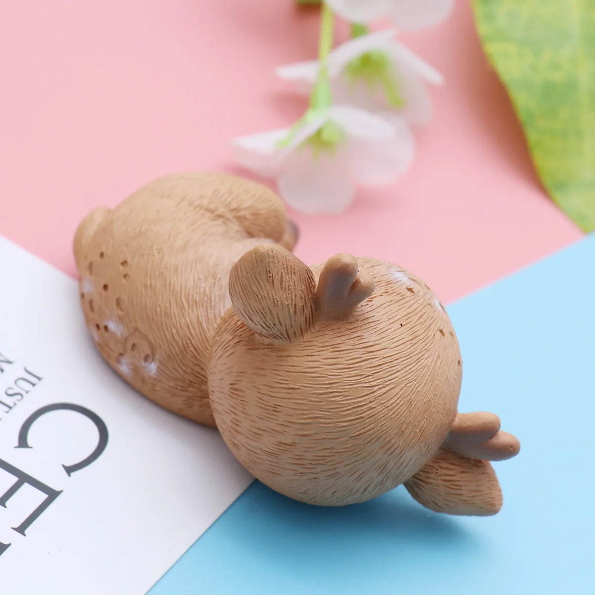 1Pcs Deer Resin Decoration Meticulously Painted Realistic Cake Topper for Birthday Party Home Desktop Ornament
1Pcs Deer Resin Decoration Meticulously Painted Realistic Cake Topper for Birthday Party Home Desktop Ornament