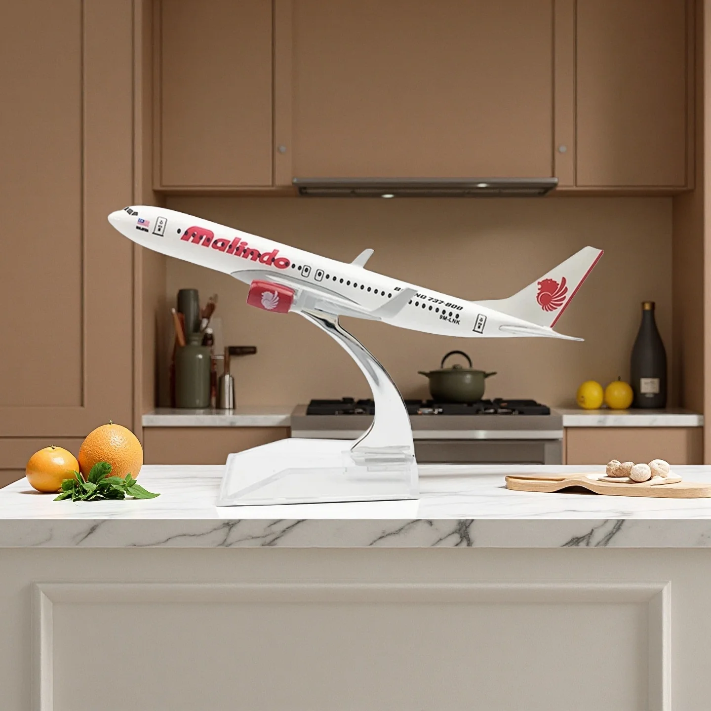 Дисплей из сплава, модель пассажирского самолета Malindo Airlines B-737 B737, масштаб 1:400, 16 см, игрушечный самолет, эксклюзивная коллекция декора комнаты 
Дисплей из сплава, модель пассажирского самолета Malindo Airlines B-737 B737, масштаб 1:400, 16 см, игрушечный самолет, эксклюзивная коллекция декора комнаты