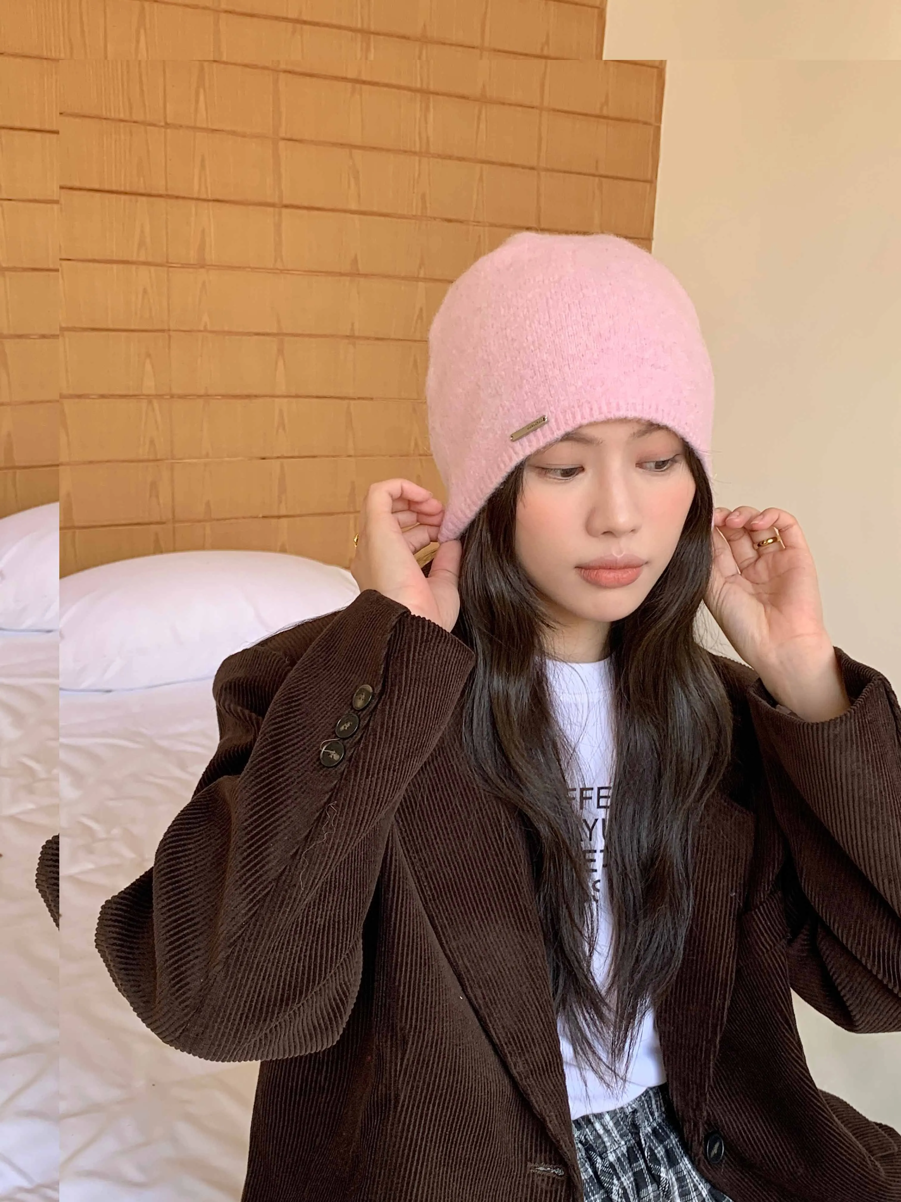 2025 WOOL Beanie Hat URGENTMAN Casual Beanie For Men & Women Warm Soft Knitted Hat Stylish Plain Daily Winter Hat
2025 WOOL Beanie Hat URGENTMAN Casual Beanie For Men & Women Warm Soft Knitted Hat Stylish Plain Daily Winter Hat