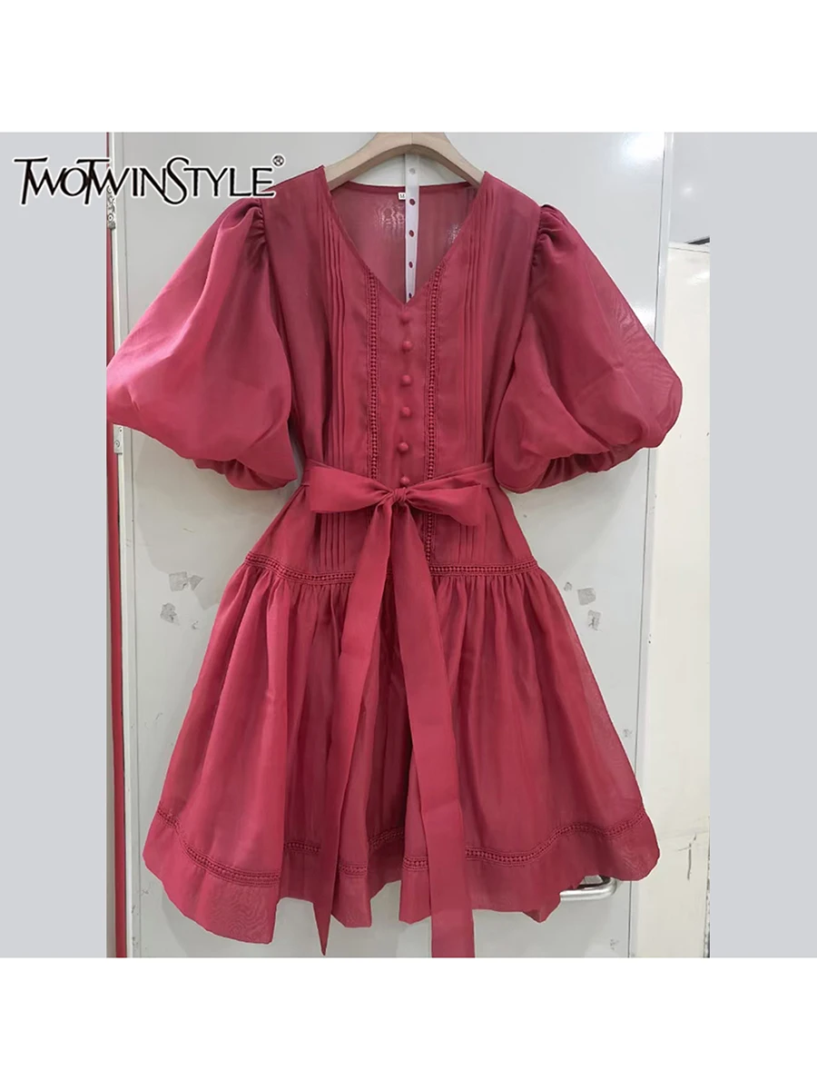 TWOTWINSTYLE Solid Loose Casual Mini Dresses For Women O Neck Short Sleeve High Waist Spliced Bowknot Dress Female Fashion Style
TWOTWINSTYLE Solid Loose Casual Mini Dresses For Women O Neck Short Sleeve High Waist Spliced Bowknot Dress Female Fashion Style