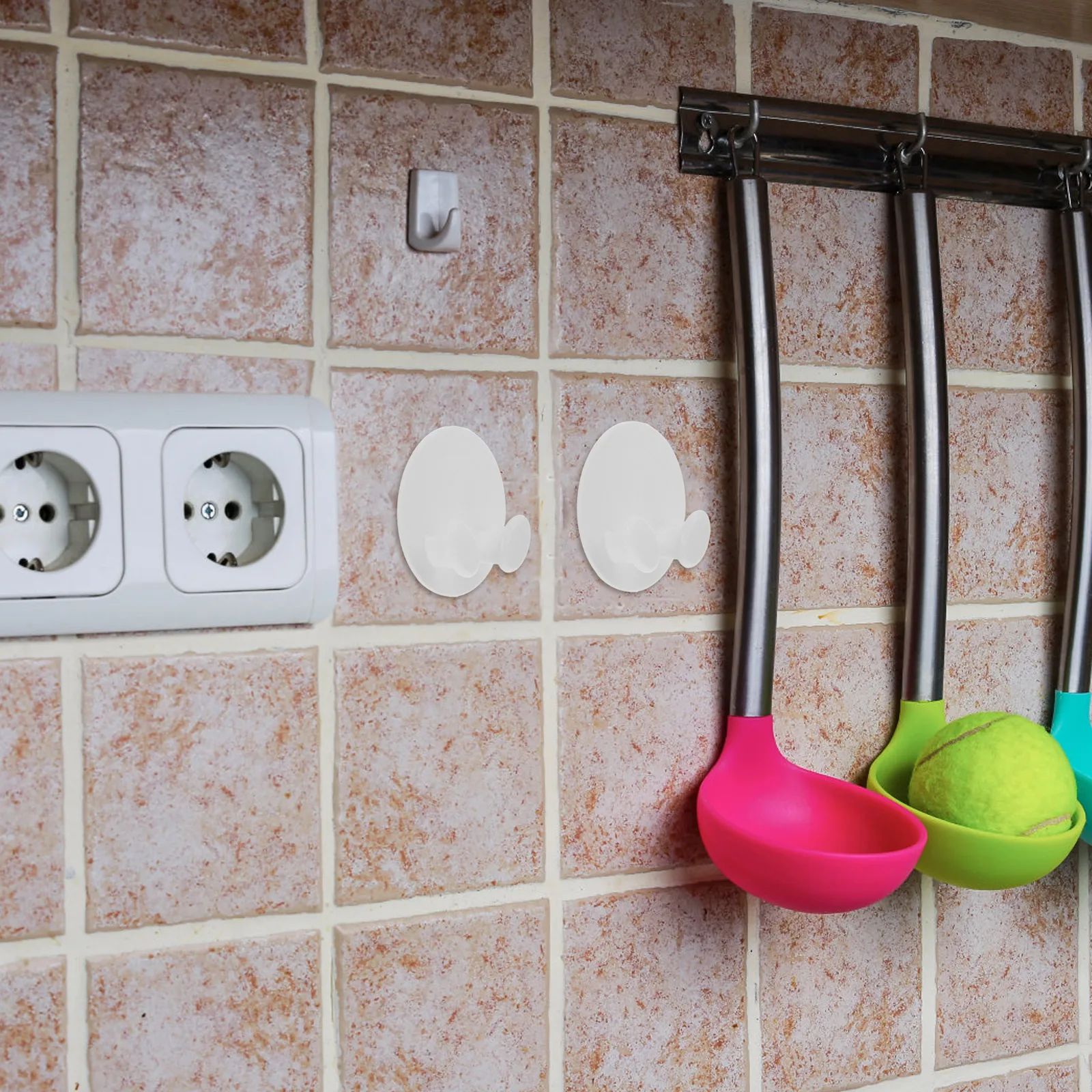4 pcs Socket Hook Storage Rack Durable Adhesive Plug Holder Cable Organizer Wall Mount Non-metal Hangers Bath Towel Key Phone
4 pcs Socket Hook Storage Rack Durable Adhesive Plug Holder Cable Organizer Wall Mount Non-metal Hangers Bath Towel Key Phone