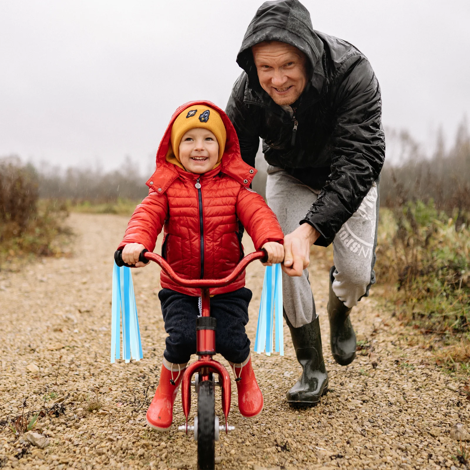 2Pairs Handlebar Streamers for Kids Scooter Stylish Fade Resistant Ribbons Smooth Safe Grip Tassels for Child Bicycle Decoration
2Pairs Handlebar Streamers for Kids Scooter Stylish Fade Resistant Ribbons Smooth Safe Grip Tassels for Child Bicycle Decoration