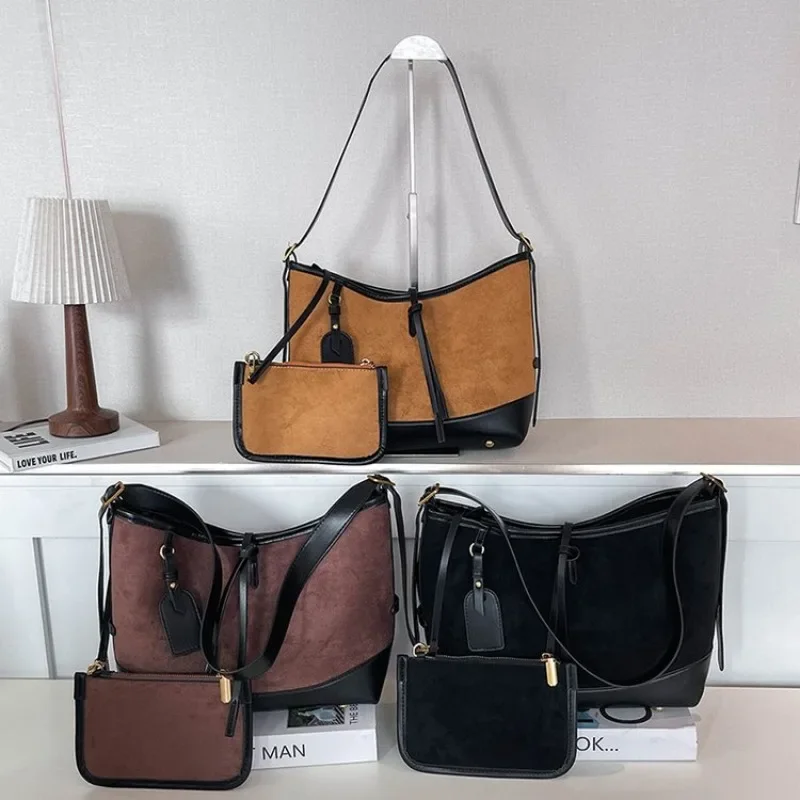 Luxury Designer Diaper Bag For Women Elegant Leather Tote Large Capacity Stylish Crossbody Messenger Bag Minimalist
Luxury Designer Diaper Bag For Women Elegant Leather Tote Large Capacity Stylish Crossbody Messenger Bag Minimalist