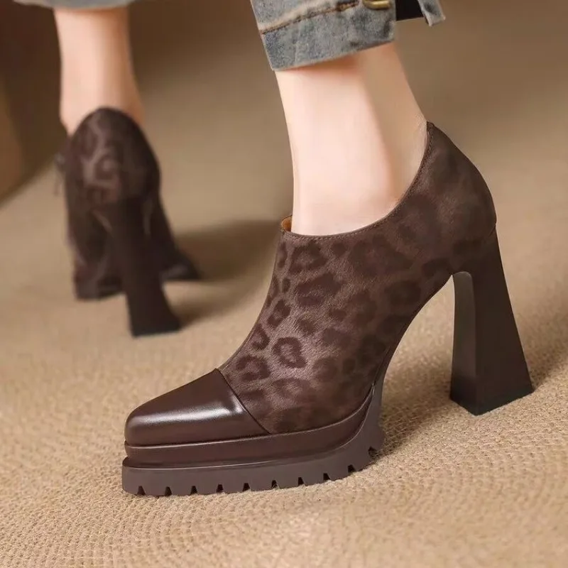 Осенние туфли на молнии с леопардовым принтом на платформе с острым носком, нескользящие, износостойкие, с низким верхом, одинарные
Осенние туфли на молнии с леопардовым принтом на платформе с острым носком, нескользящие, износостойкие, с низким верхом, одинарные
