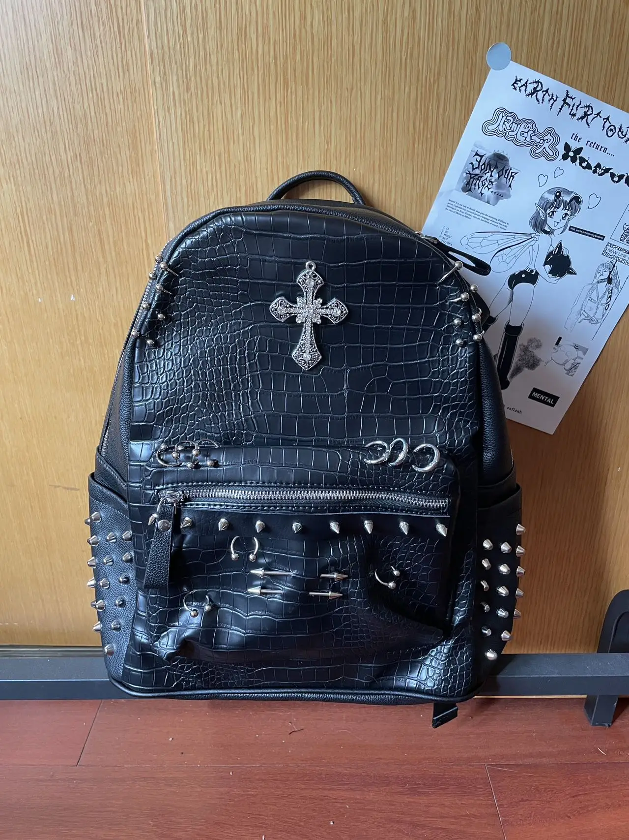 Black Crocodile Embossed Faux Leather Punk Backpack Rhinestone Cross Decor Gothic Street Style Backpack for Men and Women
Black Crocodile Embossed Faux Leather Punk Backpack Rhinestone Cross Decor Gothic Street Style Backpack for Men and Women
