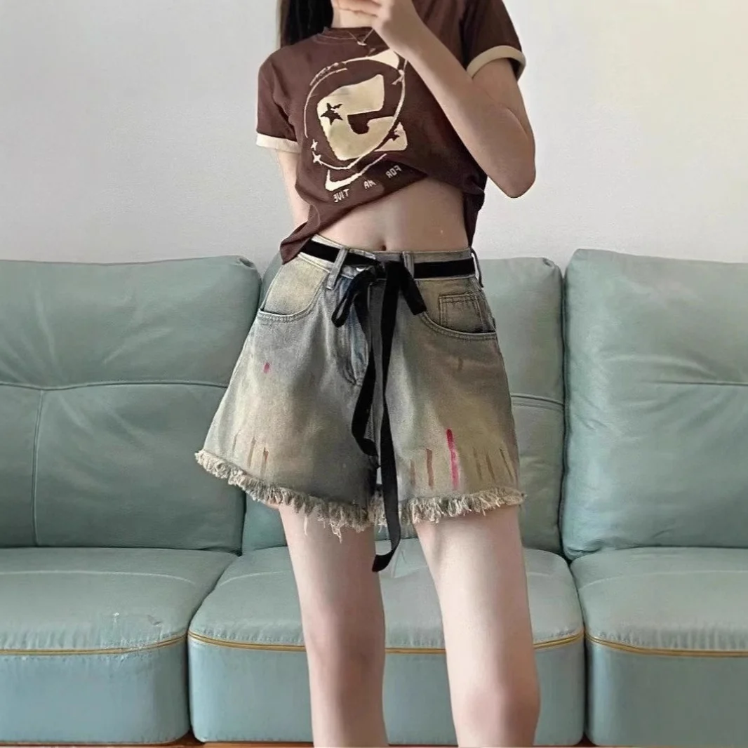 High Waist Distressed Denim Shorts Women's Summer New Style Cross-border Spicy Girl Frayed Hem Slimming Vintage Washed Jeans
High Waist Distressed Denim Shorts Women's Summer New Style Cross-border Spicy Girl Frayed Hem Slimming Vintage Washed Jeans