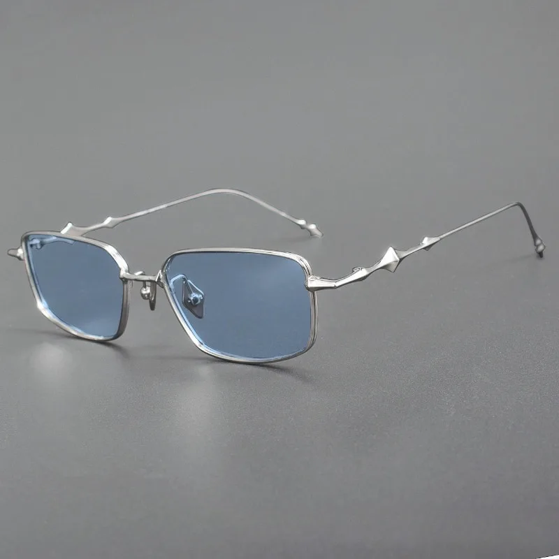 Винтажные популярные дизайнерские солнцезащитные очки из чистого титана для мужчин и женщин, модные оптические оправы, солнцезащитные очки для путешествий с УФ-защитой 
Винтажные популярные дизайнерские солнцезащитные очки из чистого титана для мужчин и женщин, модные оптические оправы, солнцезащитные очки для путешествий с УФ-защитой