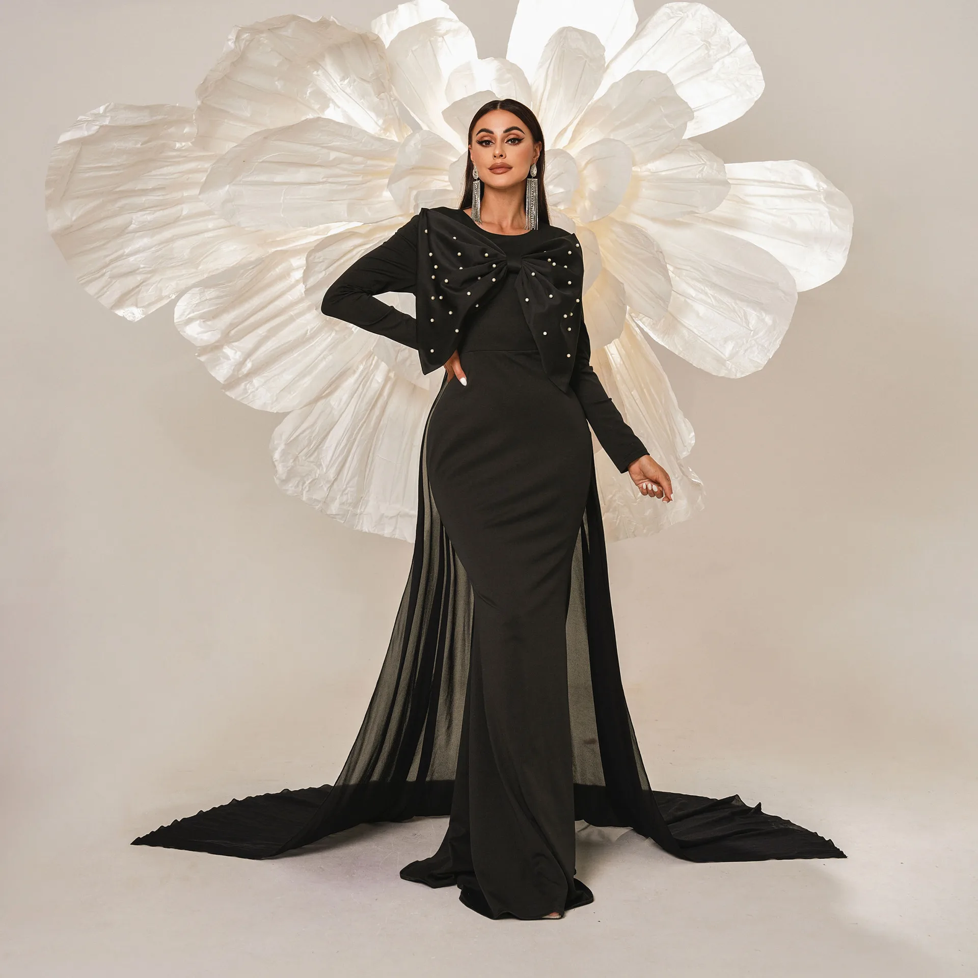 High-end long-sleeved temperament round neck long big bow banquet evening dress bridesmaid dresses women dance costume
High-end long-sleeved temperament round neck long big bow banquet evening dress bridesmaid dresses women dance costume