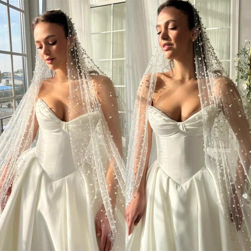 Customized Luxury White Satin Evening Dresses Fashion Strapless Sleeveless Homecoming Dresses Modern Special Occasion Gowns
Customized Luxury White Satin Evening Dresses Fashion Strapless Sleeveless Homecoming Dresses Modern Special Occasion Gowns