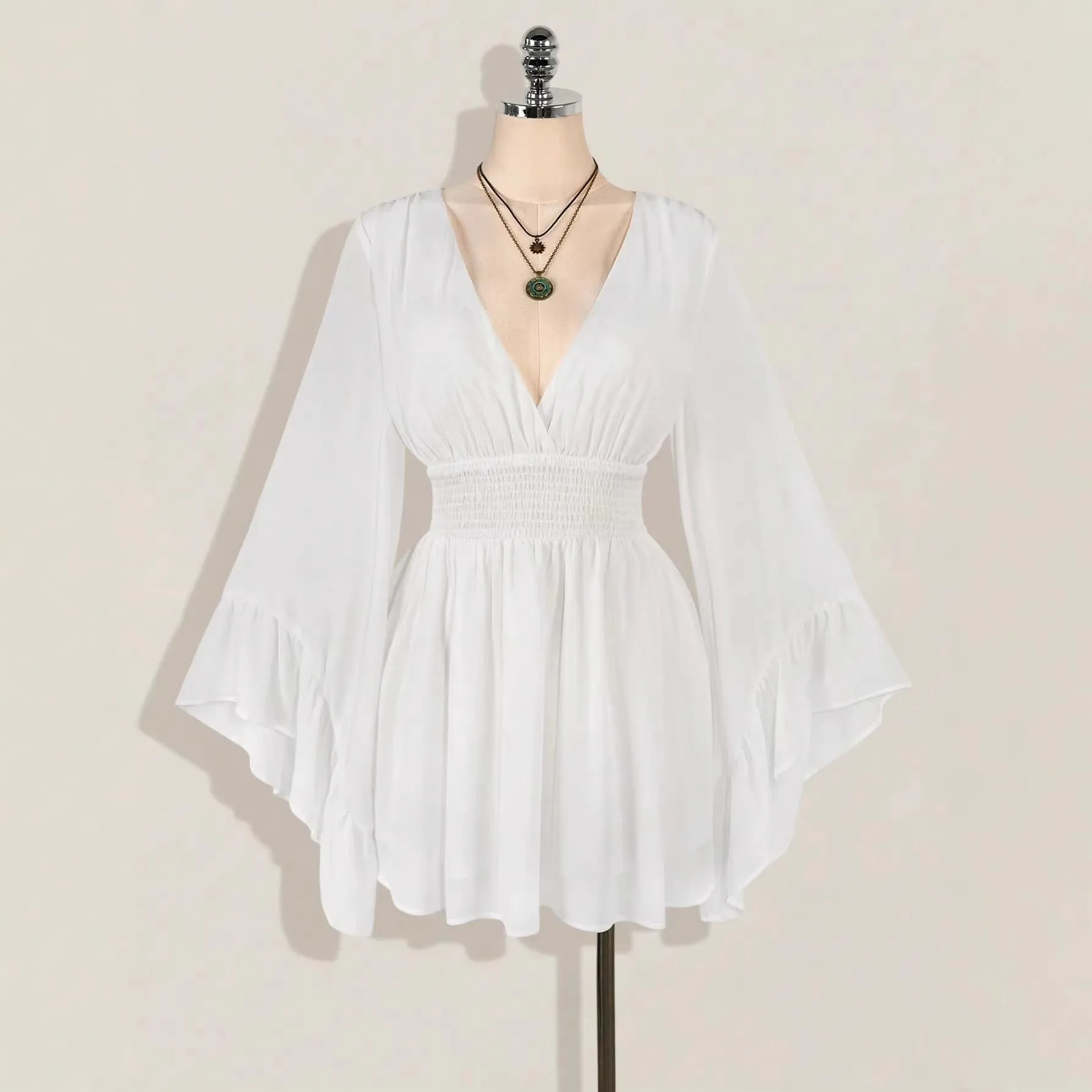 Fashionable Deep V Neck Short Sleeve Dress with Bell Sleeves And Pure Color Mesh Waist Cinched Dress Sexy And Elegant
Fashionable Deep V Neck Short Sleeve Dress with Bell Sleeves And Pure Color Mesh Waist Cinched Dress Sexy And Elegant