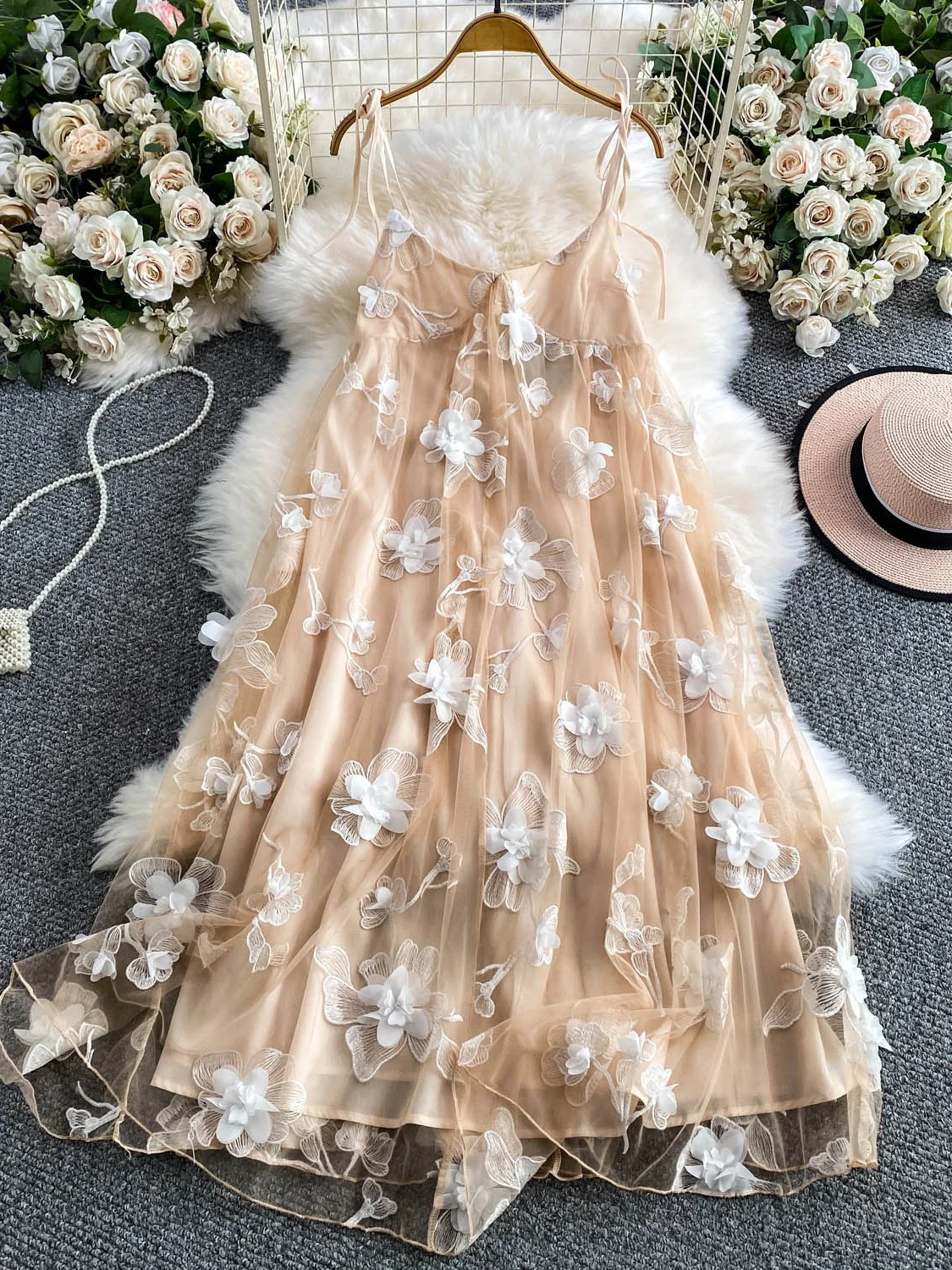 Stunning Fairylike 3D Flower Detail Strapless Tulle Dress Women's Unique Ageless Holiday Gown Commute Style High Waist A-Line...
Stunning Fairylike 3D Flower Detail Strapless Tulle Dress Women's Unique Ageless Holiday Gown Commute Style High Waist A-Line...