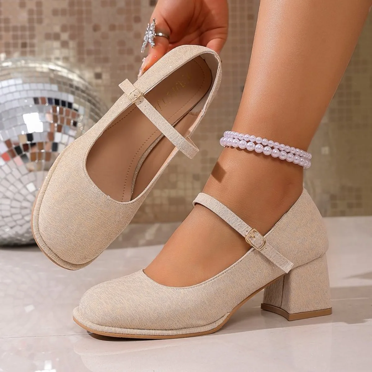 *Newly Arrived Square Toe Thick Heel Beige Modern Women's Shoes Fashionable Comfortable Non-slip Thin Strap Buckle High Heels
*Newly Arrived Square Toe Thick Heel Beige Modern Women's Shoes Fashionable Comfortable Non-slip Thin Strap Buckle High Heels