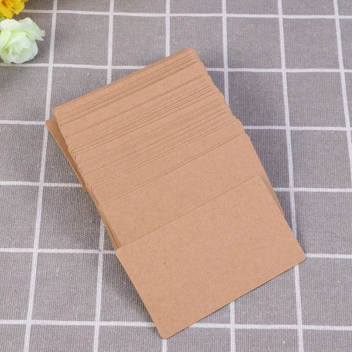 100Pcs Vintage Style Message Cards Smooth Kraft Paper for DIY Gift Tags Place Name Cards Study Aids Memo Pads Greeting Card
100Pcs Vintage Style Message Cards Smooth Kraft Paper for DIY Gift Tags Place Name Cards Study Aids Memo Pads Greeting Card