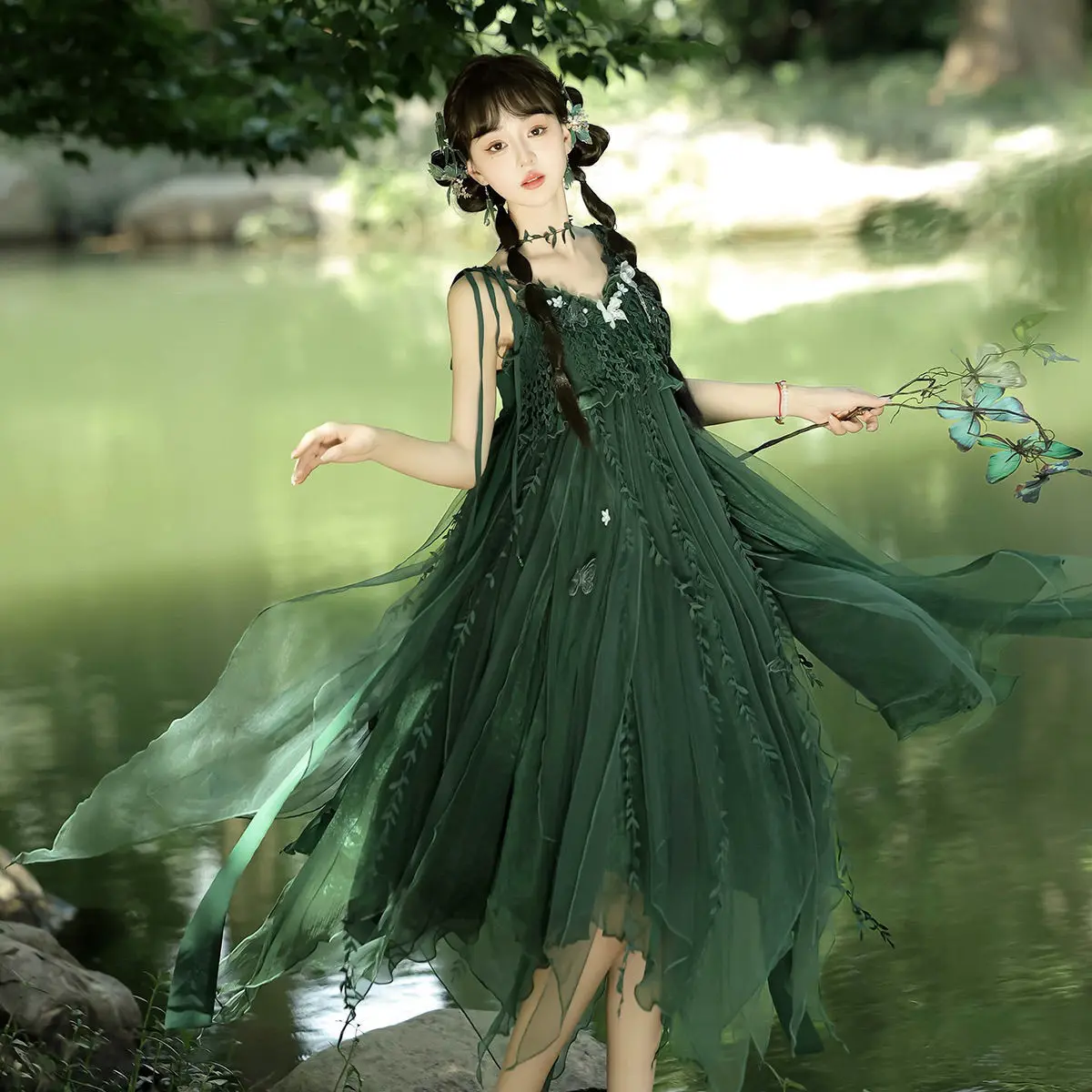 Jiang Jiang genuine new Chinese Han elements summer super fairy temperament elegant ancient style camisole
Jiang Jiang genuine new Chinese Han elements summer super fairy temperament elegant ancient style camisole