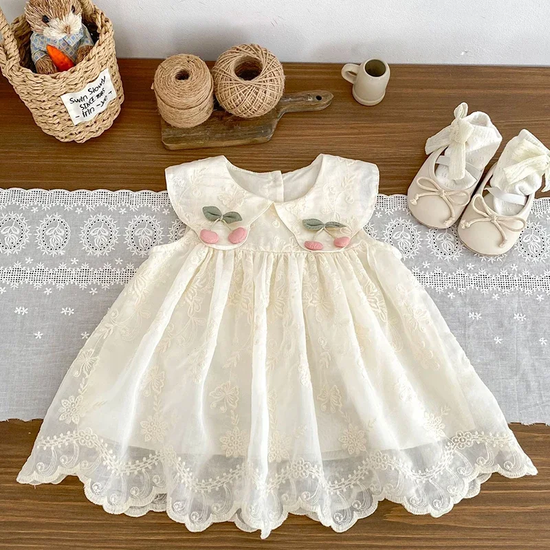 2025 New Summer Children Clothes 1-5Yrs Kids Princess Dresses Sleeveless Cotton Lace Splicing Baby Girl Party Dress
2025 New Summer Children Clothes 1-5Yrs Kids Princess Dresses Sleeveless Cotton Lace Splicing Baby Girl Party Dress
