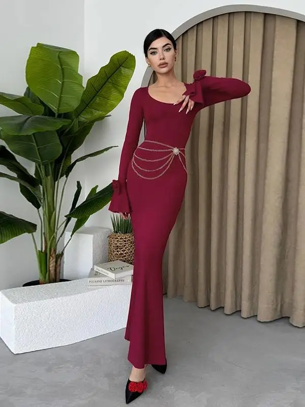 Elegant Temperament Three-dimensional Flower Solid Long Sleeve Square Neck Party Dress For Women Autumn Winter Silm Maxi Skirts
Elegant Temperament Three-dimensional Flower Solid Long Sleeve Square Neck Party Dress For Women Autumn Winter Silm Maxi Skirts