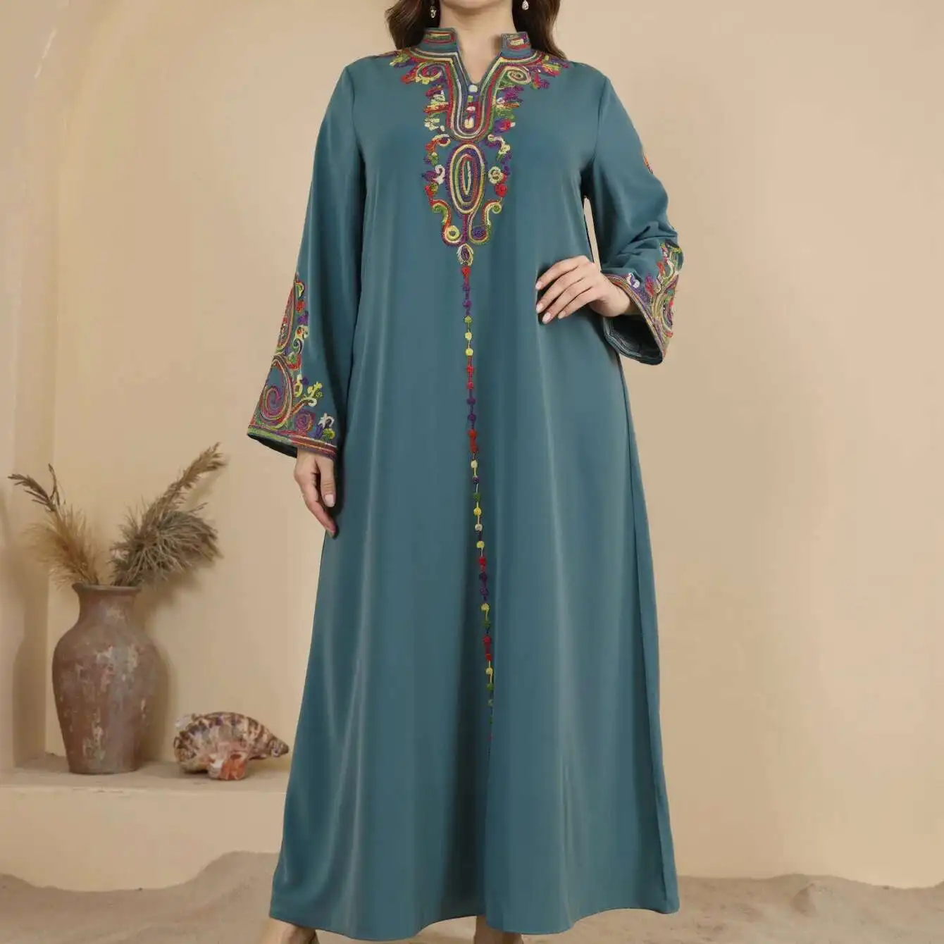 Musilin Women's Plus Size New Rope Embroidery Fashion Abaya Long Dress Long Dress Robe Abaya Ramadan Dubai Luxury Islam Elegant
Musilin Women's Plus Size New Rope Embroidery Fashion Abaya Long Dress Long Dress Robe Abaya Ramadan Dubai Luxury Islam Elegant