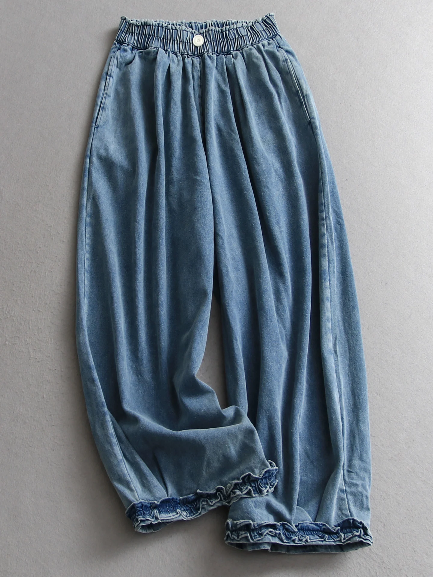 Retro Blue Elastic Waist Loose Slimming Wide Leg Pants Floral Lace Lantern Pants Versatile Denim Women's Nine-Piece Pants
Retro Blue Elastic Waist Loose Slimming Wide Leg Pants Floral Lace Lantern Pants Versatile Denim Women's Nine-Piece Pants