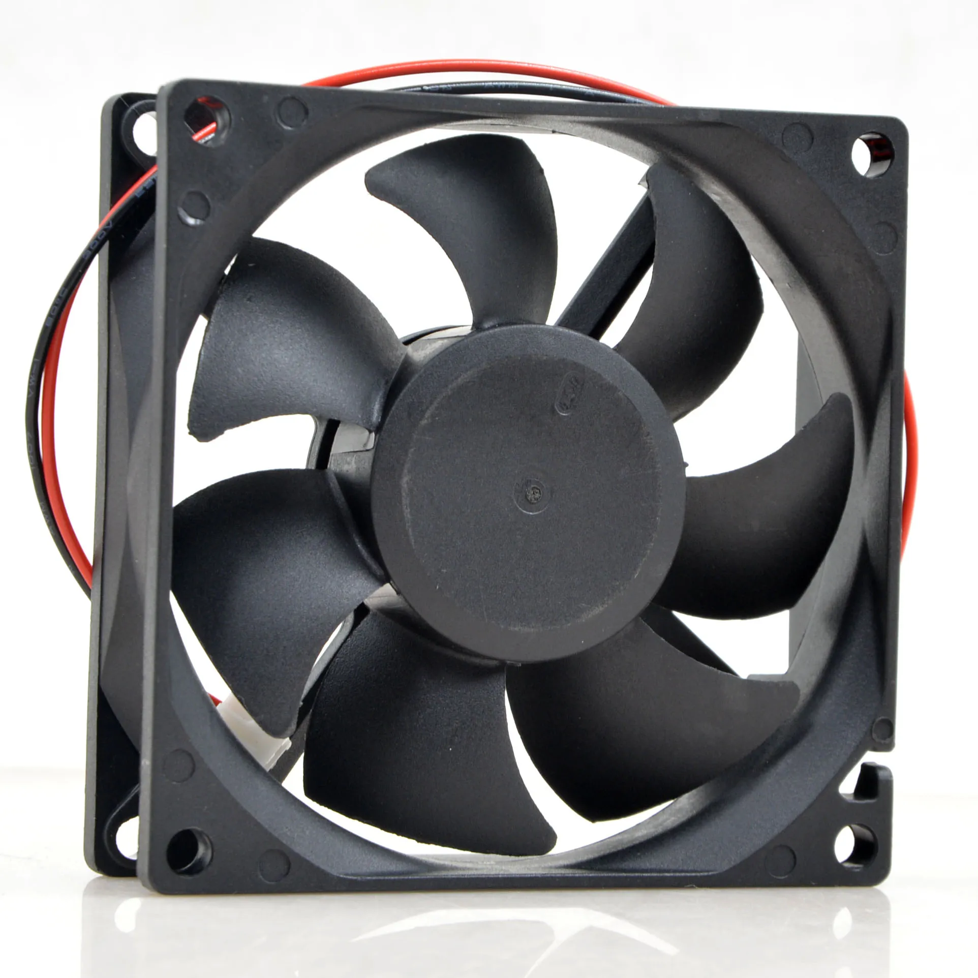 Для Guangtai GT0848MB-25 48 В 0,10 А 8025 8 см/см большой объем воздуха двойной шариковый вентилятор охлаждения 1 год гарантии 
Для Guangtai GT0848MB-25 48 В 0,10 А 8025 8 см/см большой объем воздуха двойной шариковый вентилятор охлаждения 1 год гарантии