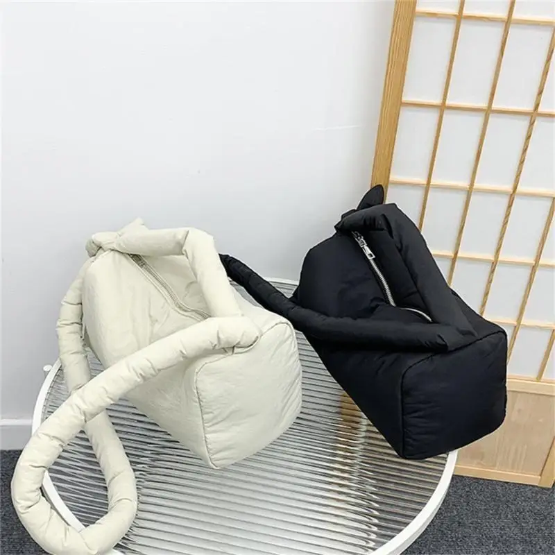 M6CC Women Bag Fashion Handbag Crossbody Bag Puffer Shoulder Bag Student School Bag Large Capacity Bag for Everyday
M6CC Women Bag Fashion Handbag Crossbody Bag Puffer Shoulder Bag Student School Bag Large Capacity Bag for Everyday