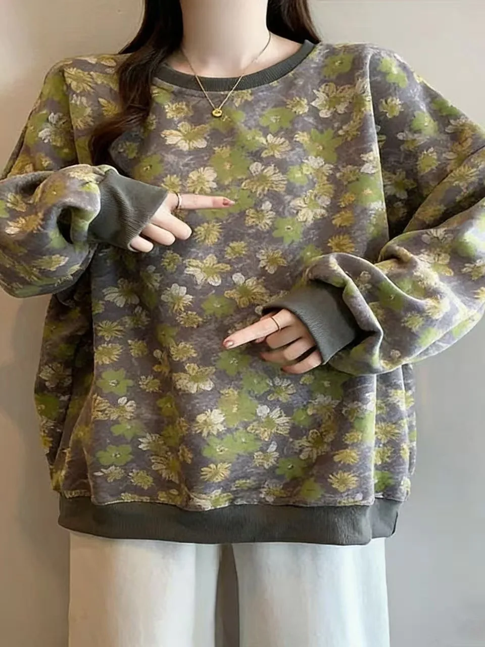 plus Size Floral Print Sweatshirt Women's Loose Long Sleeve Overhead Slimming Base Layer Shirt Lazy Style Top Korean Version
plus Size Floral Print Sweatshirt Women's Loose Long Sleeve Overhead Slimming Base Layer Shirt Lazy Style Top Korean Version