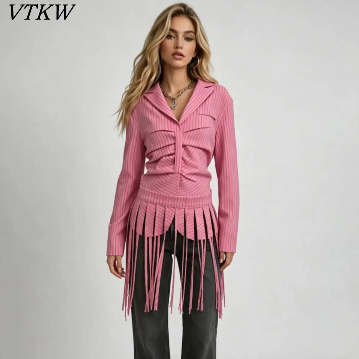 VTKW 2026 New Women Striped Blazer Long Sleeve Ruched Waist Tassel Hem Slim Fit Elegant Party Clubwear Short Coat
VTKW 2026 New Women Striped Blazer Long Sleeve Ruched Waist Tassel Hem Slim Fit Elegant Party Clubwear Short Coat