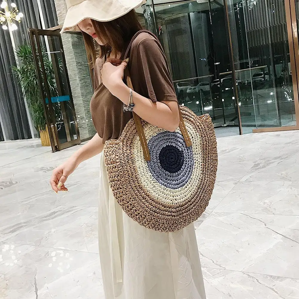 Portable Color Splicing Handmade Woven Handbags Leisure Women Summer Round Straw Rattan Woven Shoulder Bag for Coast
Portable Color Splicing Handmade Woven Handbags Leisure Women Summer Round Straw Rattan Woven Shoulder Bag for Coast