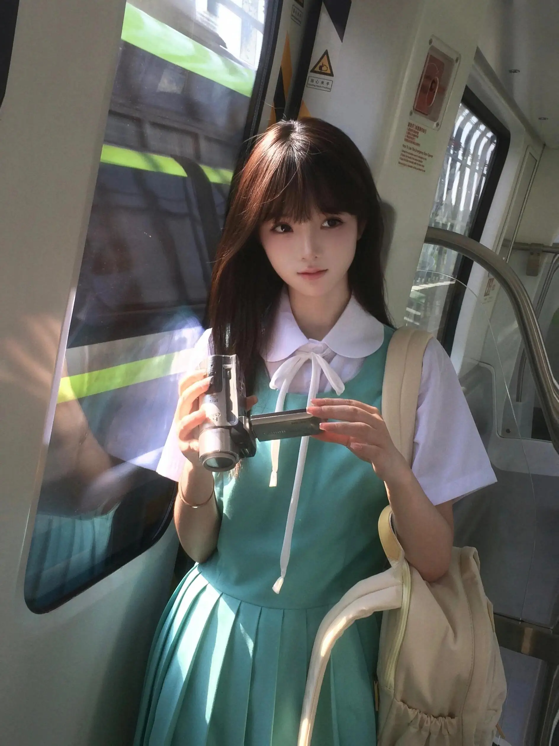 Mint Green Uniform Vest Dress Photography Atmosphere Feeling Two-Piece Set Short Sleeve Stand Collar Japanese Style College Wind
Mint Green Uniform Vest Dress Photography Atmosphere Feeling Two-Piece Set Short Sleeve Stand Collar Japanese Style College Wind