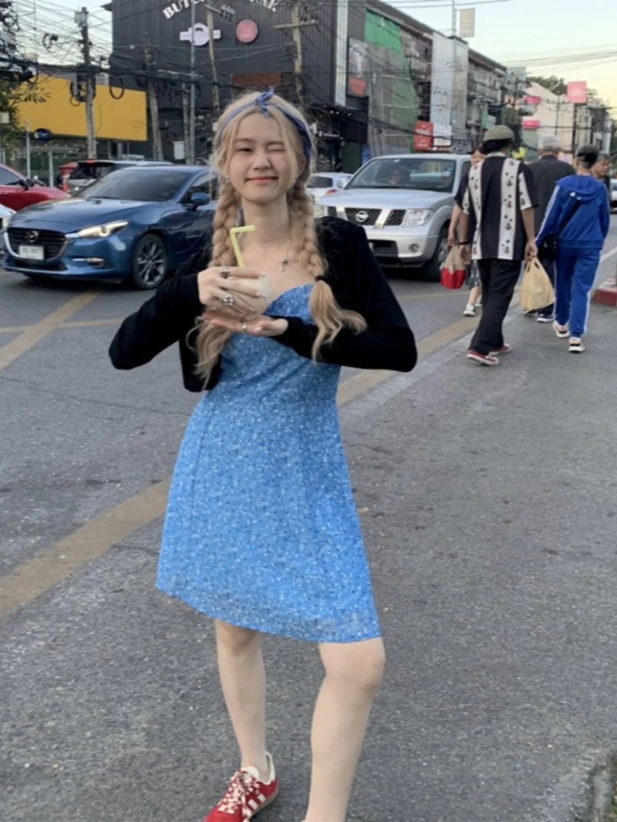 plus Size Women's Blue Floral Print Strap Dr Slimming Summer New Sle Bla Sun Protection Top Korean Sle Commute Dr
plus Size Women's Blue Floral Print Strap Dr Slimming Summer New Sle Bla Sun Protection Top Korean Sle Commute Dr