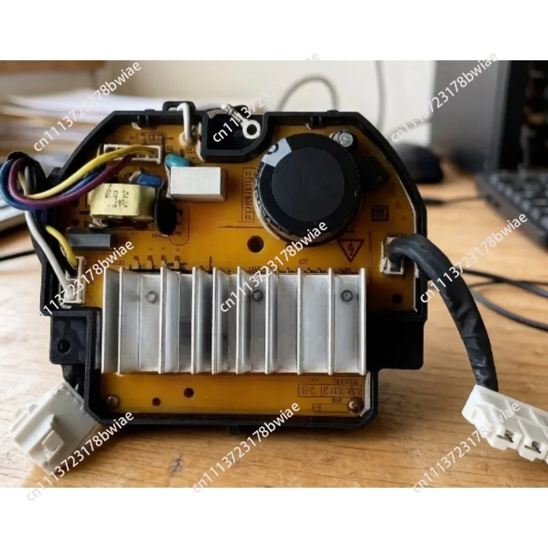 Zwt-550ml inverter motor driver board, compatible with g100m14528bhx drum washing machines
Zwt-550ml inverter motor driver board, compatible with g100m14528bhx drum washing machines