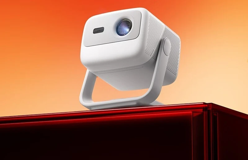 Three-color laser gimbal projection projector home smart home theater
Three-color laser gimbal projection projector home smart home theater